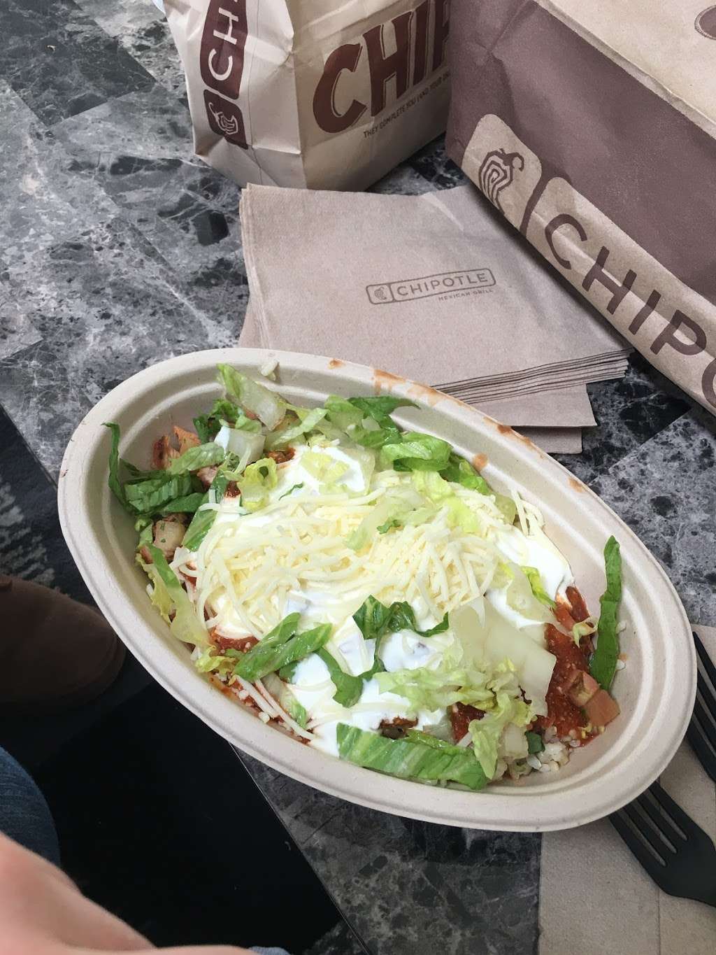 Chipotle Mexican Grill | 750 N Krocks Rd, Allentown, PA 18106, USA | Phone: (610) 336-8484