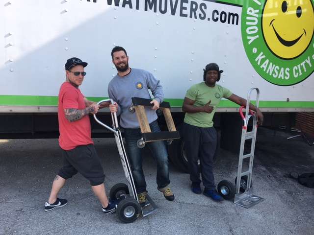 A Friend With A Truck Movers | 2615 N Bell St, Kansas City, MO 64117 | Phone: (913) 944-0013