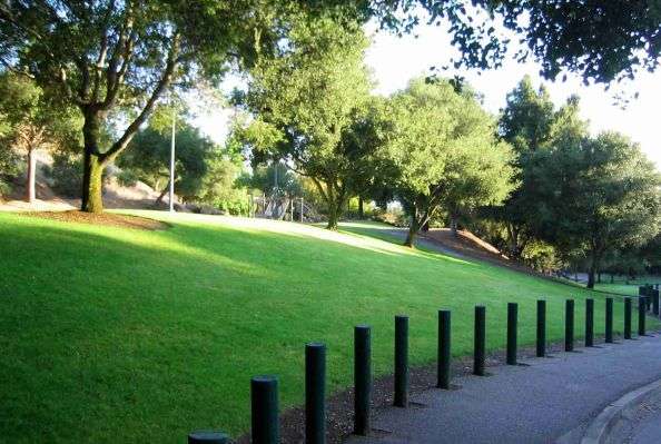 Linda Vista Park | Linda Vista Dr, Cupertino, CA 95014 | Phone: (408) 777-3120