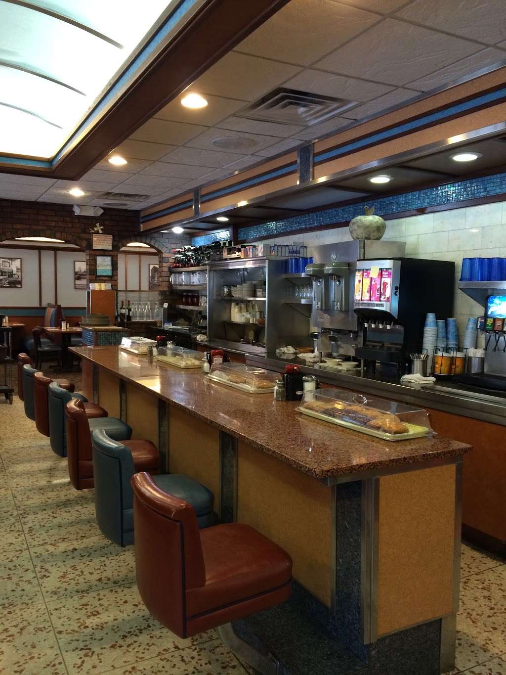 Galaxy Diner-Restaurant | 4241 Main St, Bridgeport, CT 06606, USA | Phone: (203) 372-8398