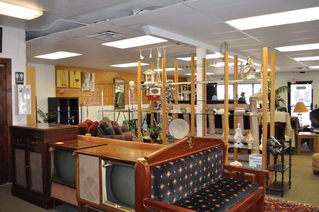 Classic Furniture Resale | 13416 N Cave Creek Rd, Phoenix, AZ 85022, USA | Phone: (602) 404-7979