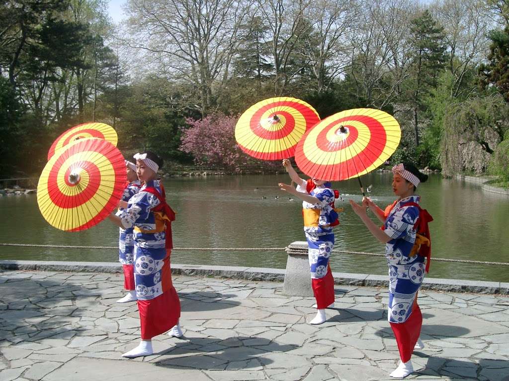 Japanese Hill-and-Pond Garden | 990 Washington Ave, Brooklyn, NY 11225, USA | Phone: (718) 623-7200