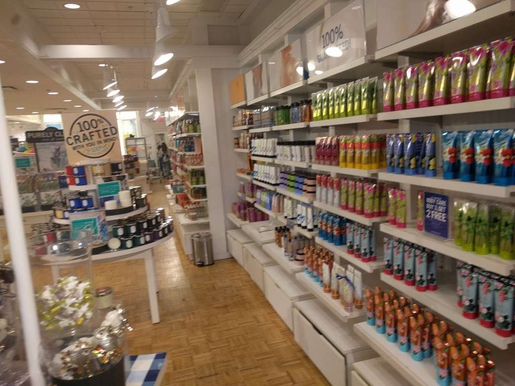 Bath & Body Works | 20934 Frederick Rd, Germantown, MD 20876 | Phone: (301) 528-6139