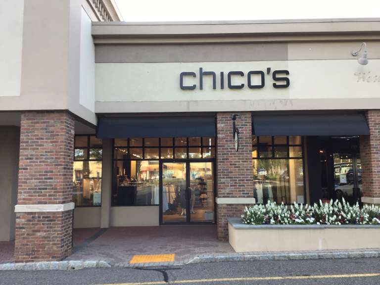 Chicos | 707 White Plains Rd, Scarsdale, NY 10583 | Phone: (914) 472-1850