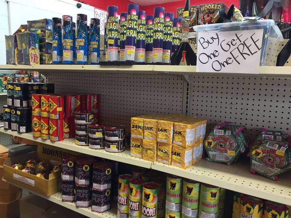 Crazy Joes Quality Fireworks | 21 E Dillman Rd, Bloomington, IN 47401, USA | Phone: (812) 824-5597