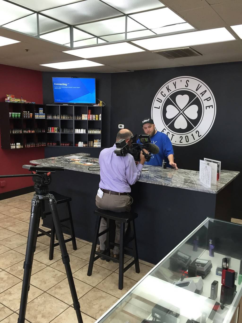 Luckys Vape - 21st | 6249 E 21st St N #110, Wichita, KS 67208, USA | Phone: (316) 425-3890