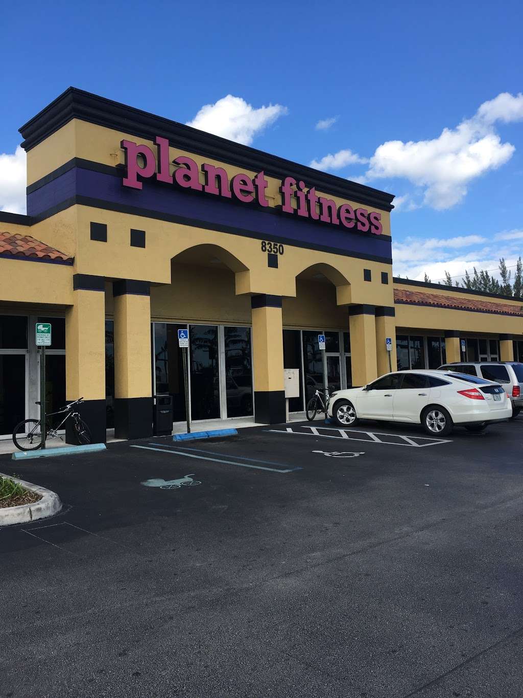 Planet Fitness | 8350 W Hialeah Gardens Blvd, Hialeah Gardens, FL 33018, USA | Phone: (305) 558-7770