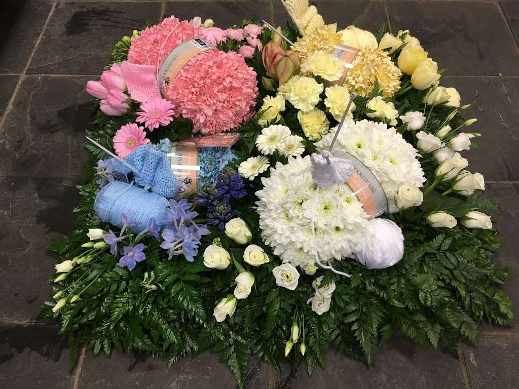 Bespoke Flowers | 628 Rainham Rd S, Dagenham RM10 8YP, UK | Phone: 020 8984 7557