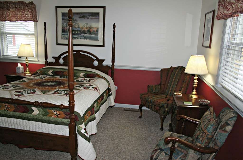 Carriage Corner Bed and Breakfast | 3705 E Newport Rd, Gordonville, PA 17529, USA | Phone: (717) 768-3059