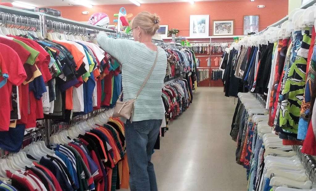 Family Thrift Store | 2012 W Newport Pike, Wilmington, DE 19804, USA | Phone: (302) 999-1416