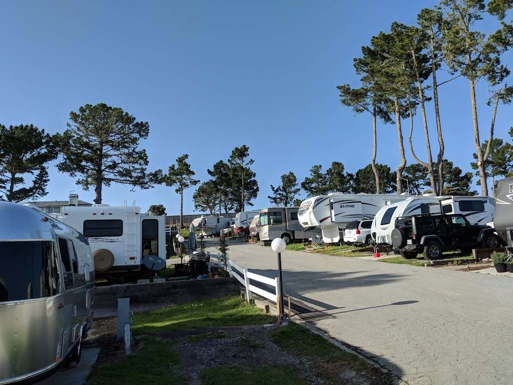 Pelican Point RV Park | 1001 Miramontes Point Rd, Half Moon Bay, CA 94019, USA | Phone: (650) 726-9100