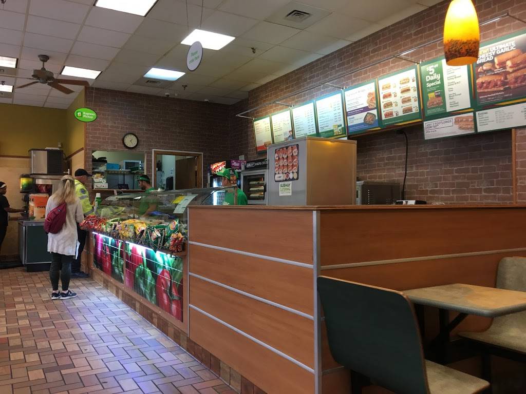 Subway | 530 Church St Suite 100, Nashville, TN 37219, USA | Phone: (615) 256-6138