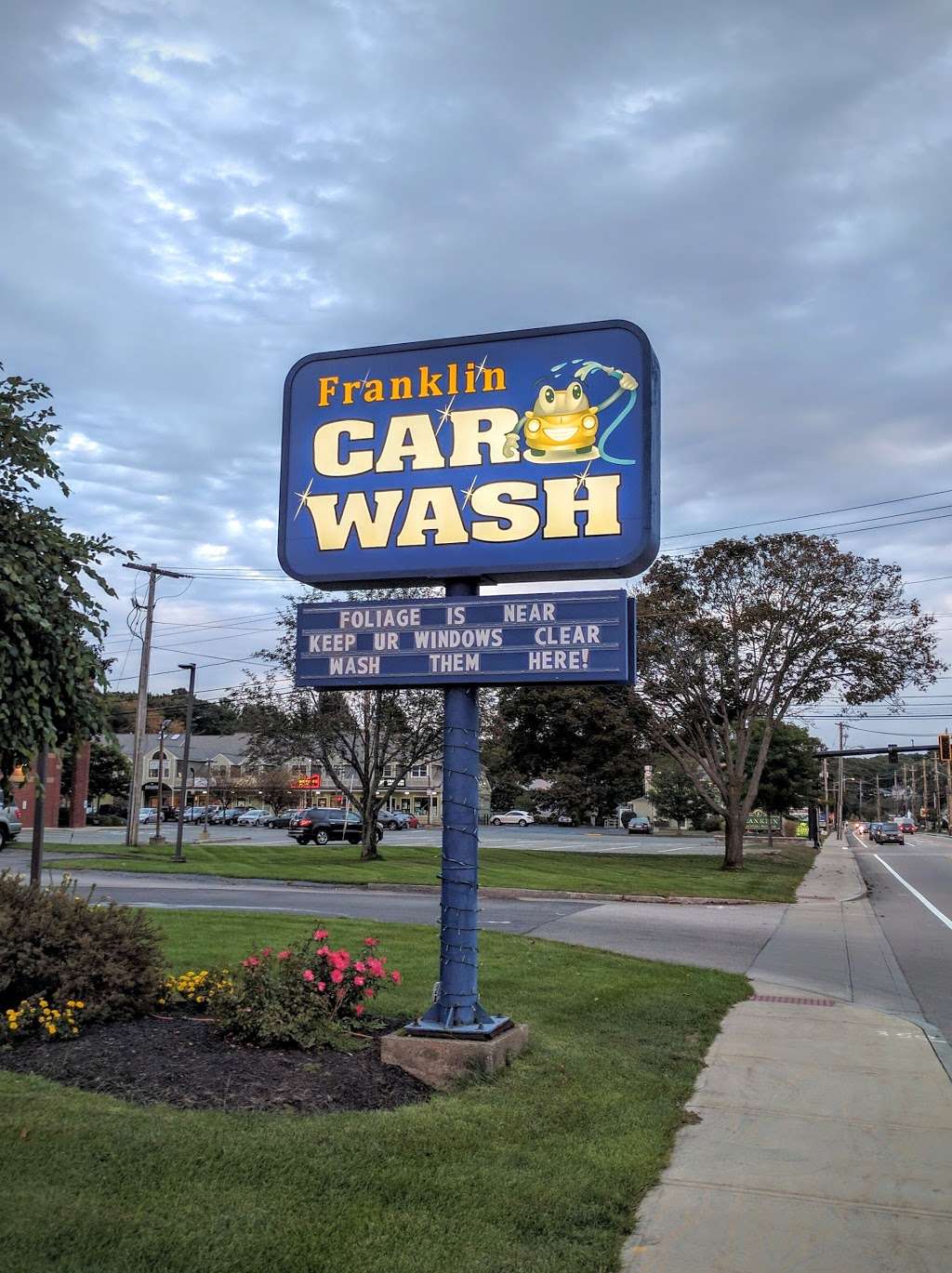 Franklin Car Wash | 349 East Central Street, Franklin, MA 02038, USA | Phone: (508) 520-0077