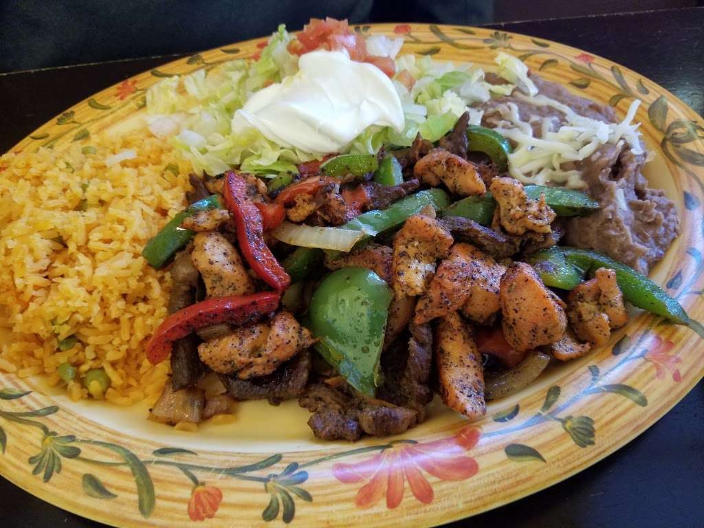 Fajitas Mexican Restaurant - TINLEY PARK | 16703 S Harlem Ave, Tinley Park, IL 60477 | Phone: (708) 407-8144