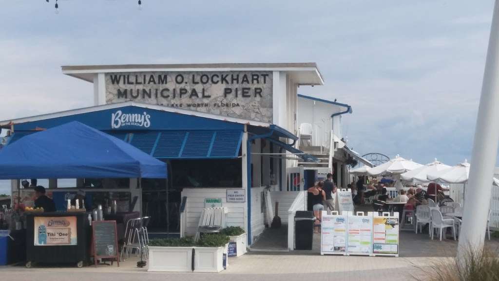 William O. Lockhart Municipal Pier | 10 S Ocean Blvd, Lake Worth, FL 33460, USA | Phone: (561) 582-3474