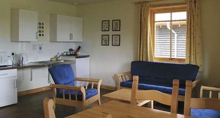 YHA London Lee Valley Hostel | Windmill Ln, Cheshunt, Waltham Cross EN8 9AJ, UK | Phone: 0345 371 9057