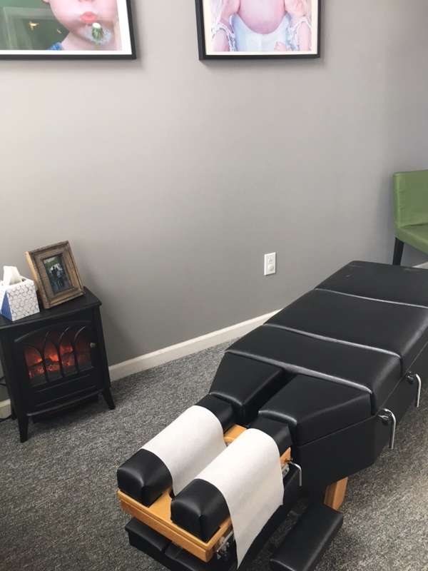 Renew Chiropractic | 104 E Walworth Ave # 2, Delavan, WI 53115 | Phone: (262) 725-6855