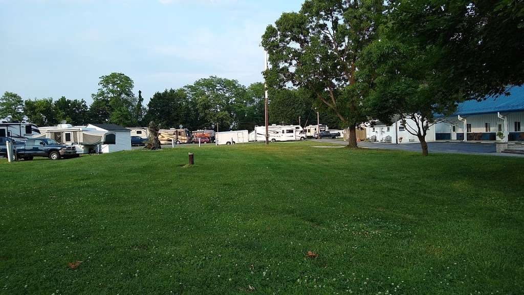 Ben Franklin RV Park | 1350 Woodberry Rd, West Manchester Township, PA 17408, USA | Phone: (717) 744-8237