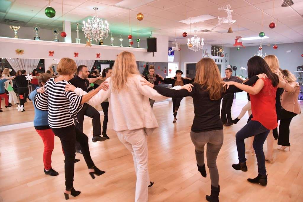 La Imperial Dance Lake Mary Ballroom Dance Studio | 242 Wheelhouse Lane suite 1240, Lake Mary, FL 32746, USA | Phone: (407) 549-2612