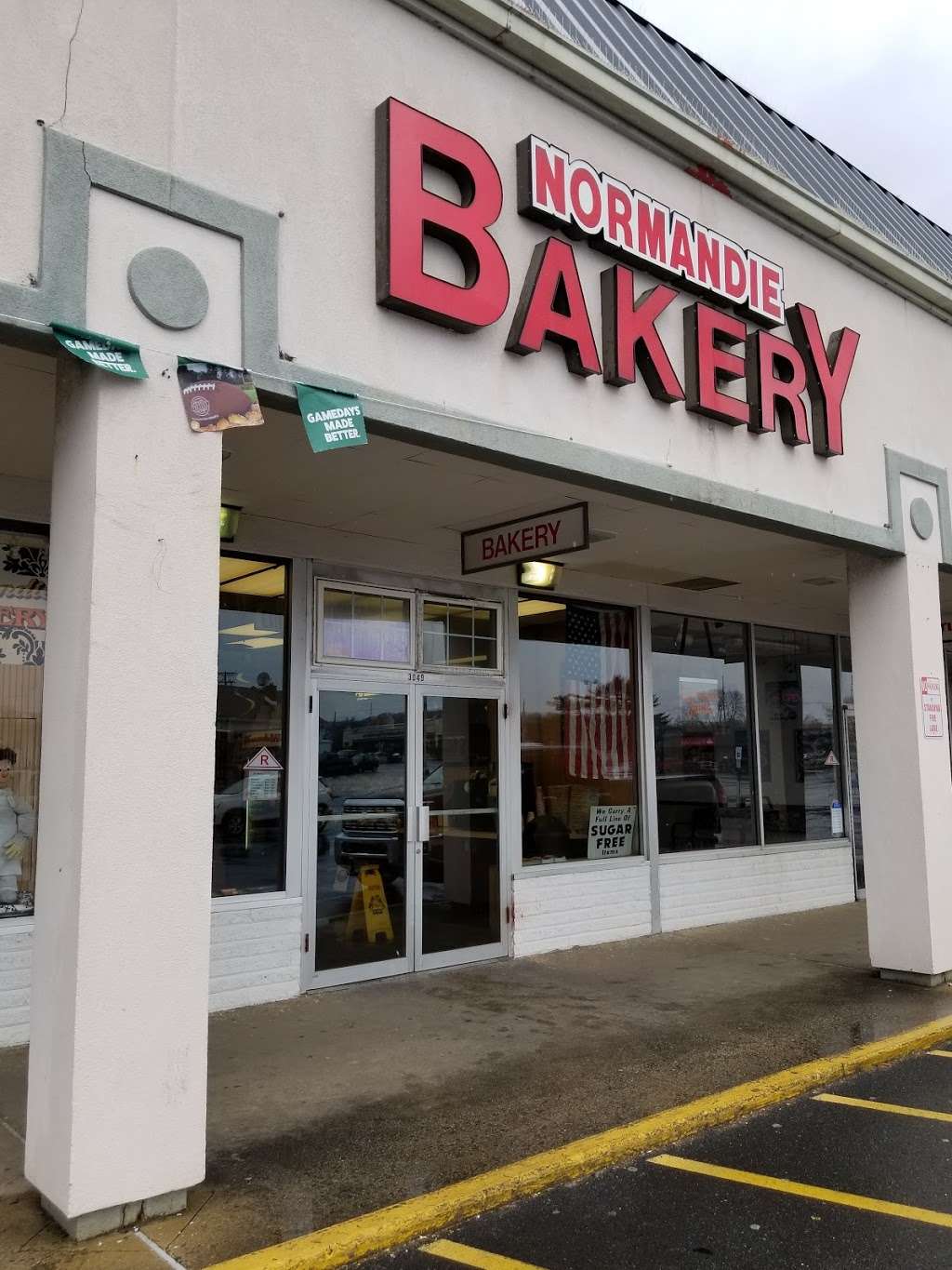 Normandie Bakery | 3049 NJ-35, Hazlet, NJ 07730, USA | Phone: (732) 264-1634