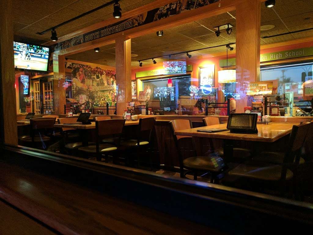 Applebees Grill + Bar | 244 US-202, Flemington, NJ 08822, USA | Phone: (908) 806-2231