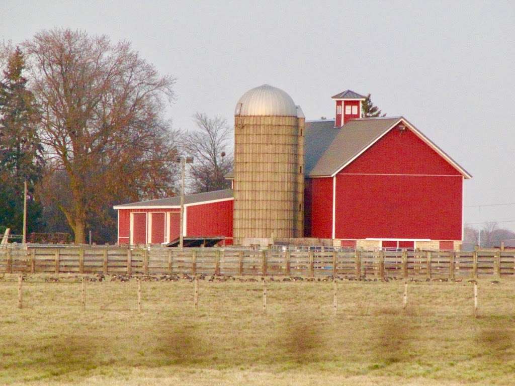 Bison Barn | Pine St, Batavia, IL 60510, USA