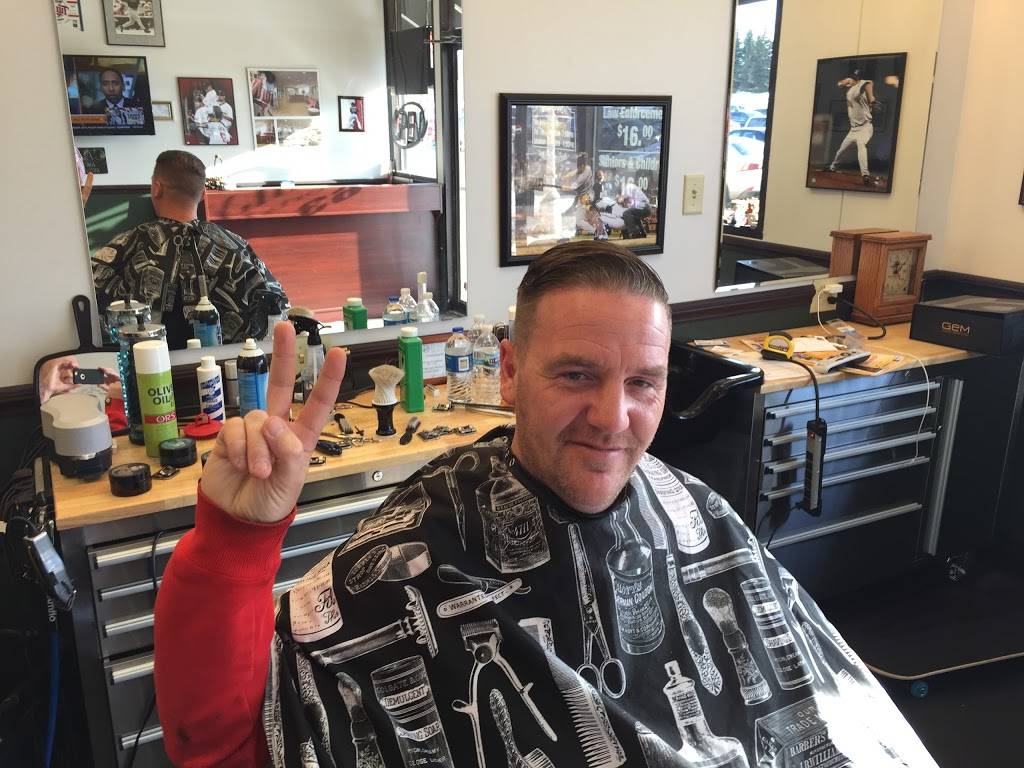 Pauly Ray’s Sports Barbershop | 1049 Hwy 96 W, Shoreview, MN 55126, USA | Phone: (763) 221-7055