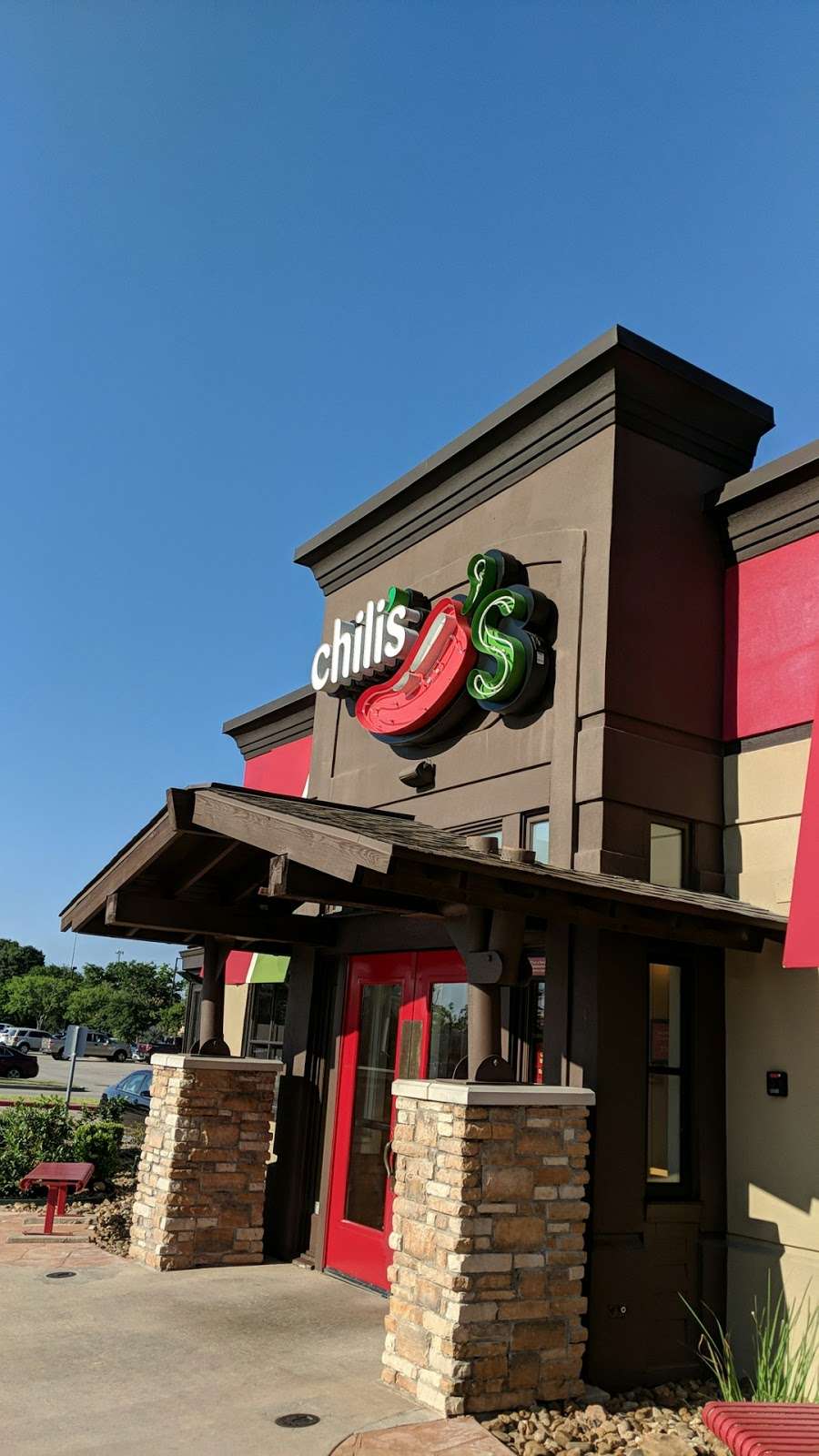 Chilis Grill & Bar | 1110 Lake Woodlands Dr, The Woodlands, TX 77380 | Phone: (281) 362-9191