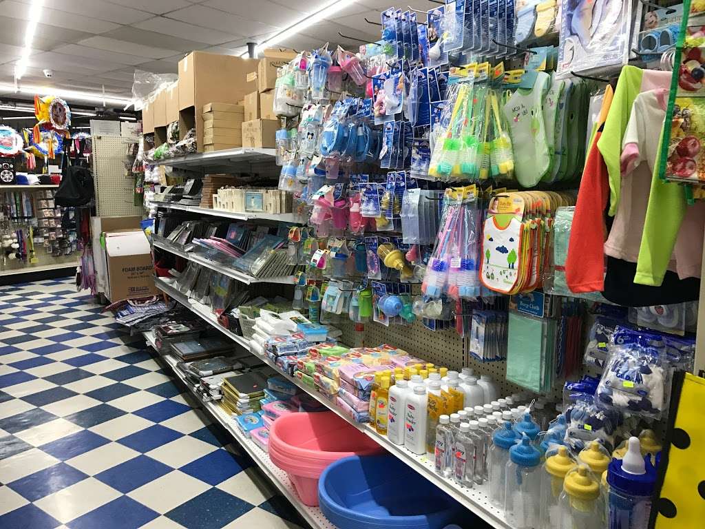 Less Or More Dollar Store | 4906 Harrisburg Blvd, Houston, TX 77011, USA | Phone: (713) 923-9974