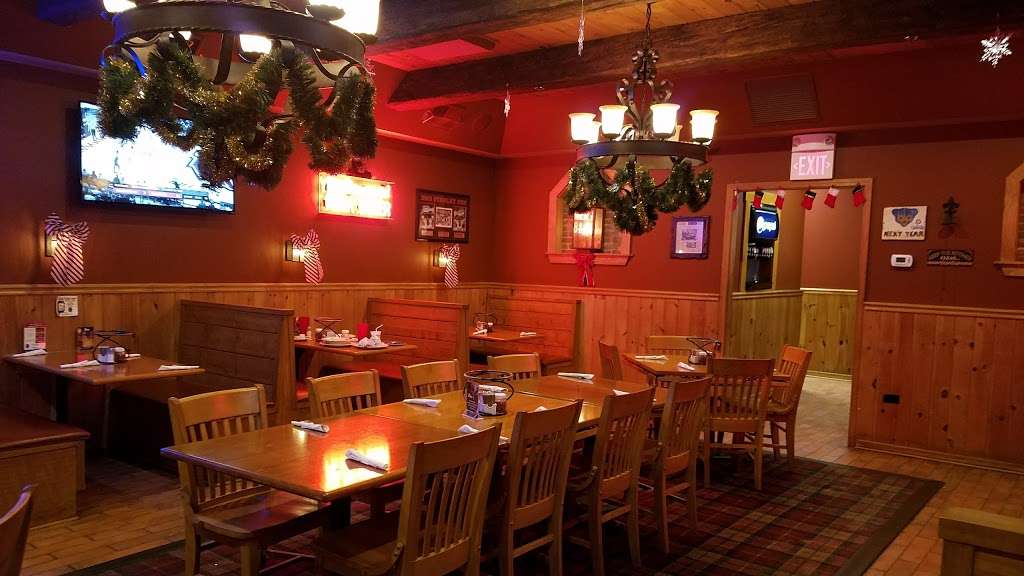 Charlie Foxs Pizzeria & Eatery | 3341 W Main St, St. Charles, IL 60175, USA | Phone: (630) 443-8888