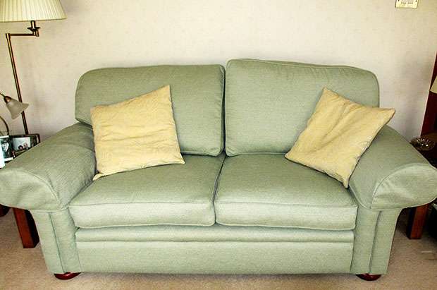 Declan Quigley Upholstery | Fawkham Forge, Fawkham Green, Longfield DA3 8NL, UK | Phone: 01474 872307