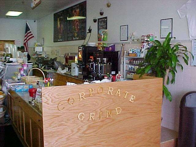 Corporate Grind Deli & Cafe | 1775 South Ave, Staten Island, NY 10314, USA | Phone: (718) 370-6165
