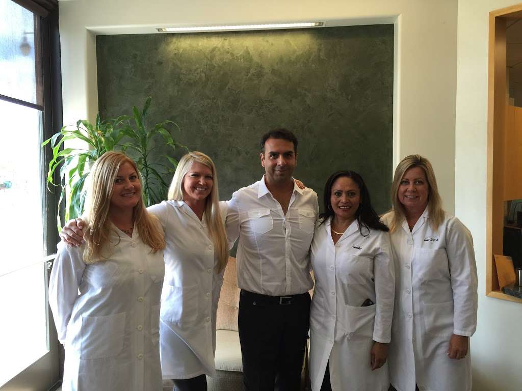 Playa Vista Dental Care | 5, 6020 S Seabluff Dr, Los Angeles, CA 90094, USA | Phone: (310) 589-3146