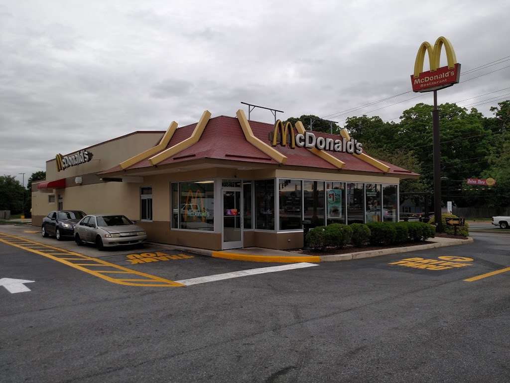 McDonalds | 4160 Ogletown Stanton Rd, Newark, DE 19713, USA | Phone: (302) 737-4424