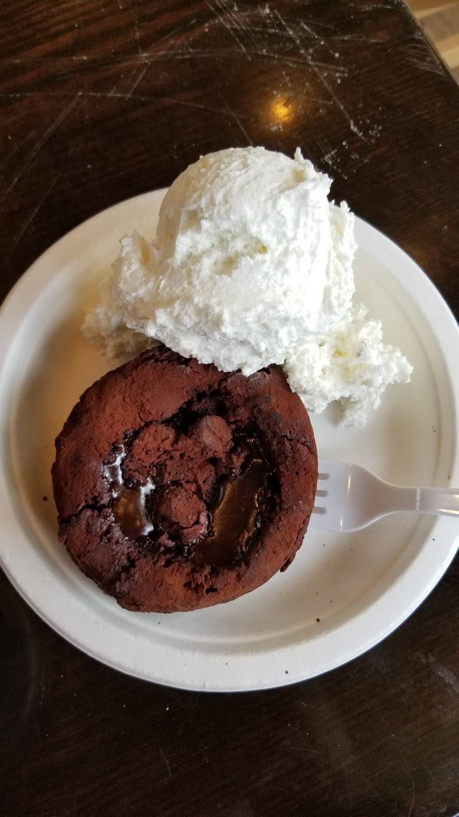 Mora Iced Creamery | 11250 NE State Hwy 104, Kingston, WA 98346, USA | Phone: (360) 215-7022