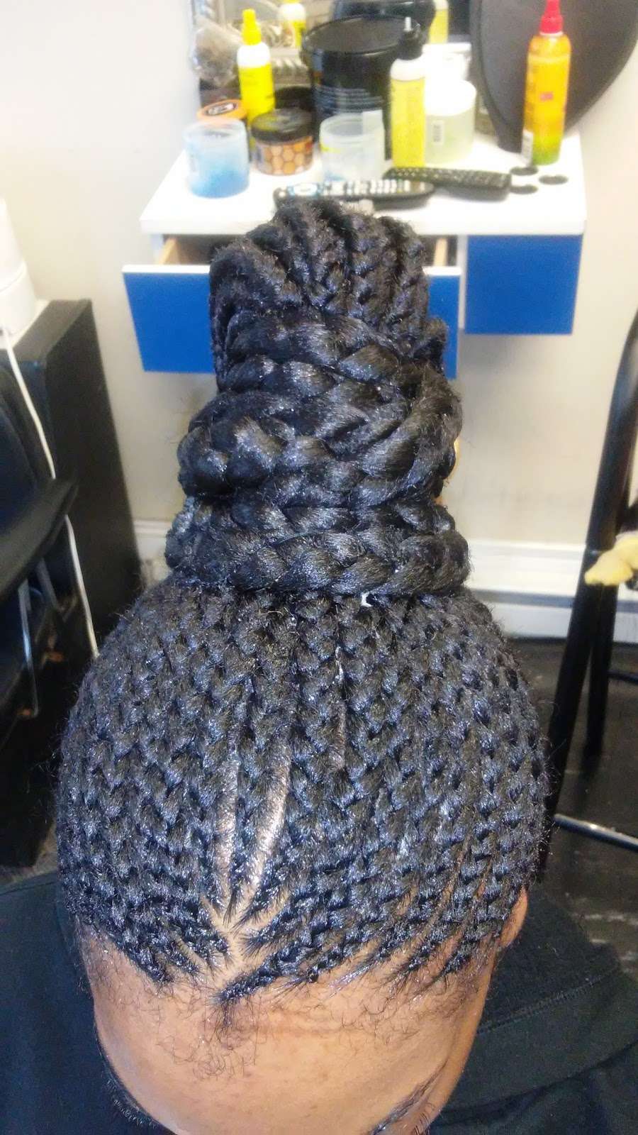 Fatimas African Hair Braiding | 30 N 2nd Ave, Coatesville, PA 19320 | Phone: (610) 383-4600