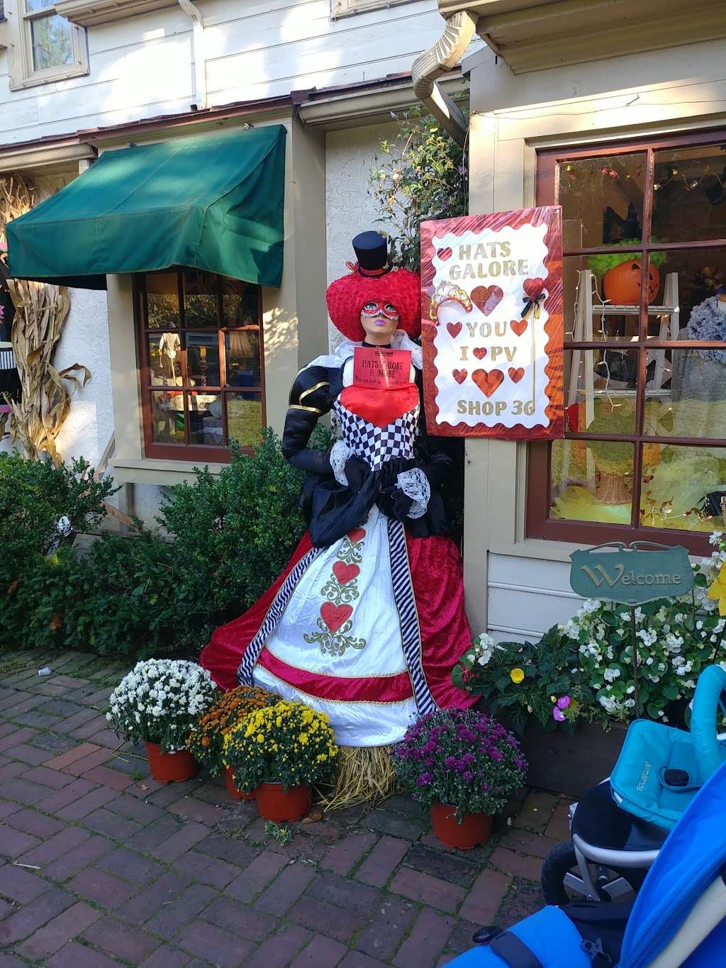 Peddlers Village | 2400 Street Rd, New Hope, PA 18938, USA | Phone: (215) 794-4000