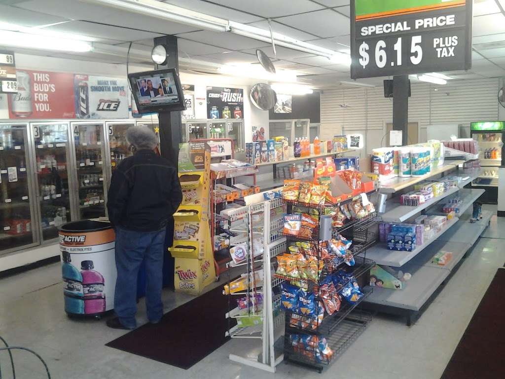 Shotz Convenience Store | 2900 E 27th St, Kansas City, MO 64127, USA | Phone: (816) 326-7766