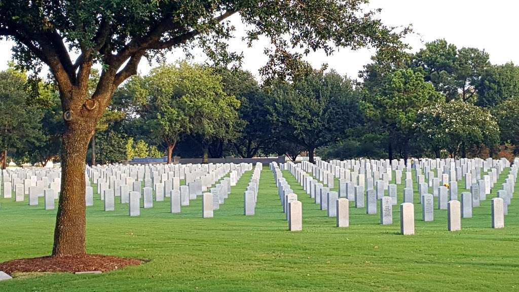 Houston National Cemetery | 10410 Veterans Memorial Dr, Houston, TX 77038, USA | Phone: (281) 447-8686