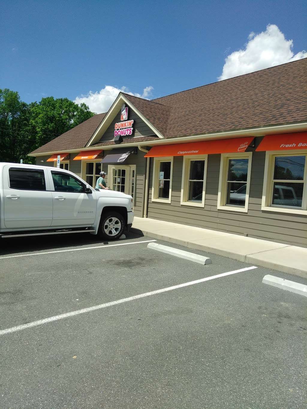 Dunkin Donuts | 1121 Memorial Hwy, Oley, PA 19547, USA | Phone: (484) 334-7219