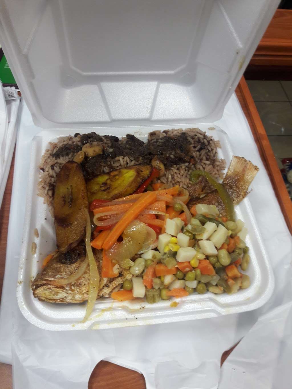 Jamaican Cafe Cuisine | 1639 Pulaski Hwy, Bear, DE 19701, USA | Phone: (302) 365-8303