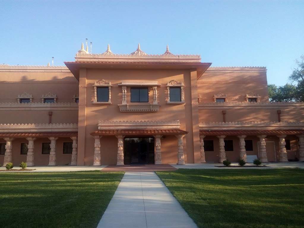 BAPS Shri Swaminarayan Mandir | 15220 W 65th St, Shawnee, KS 66217 | Phone: (913) 962-2424