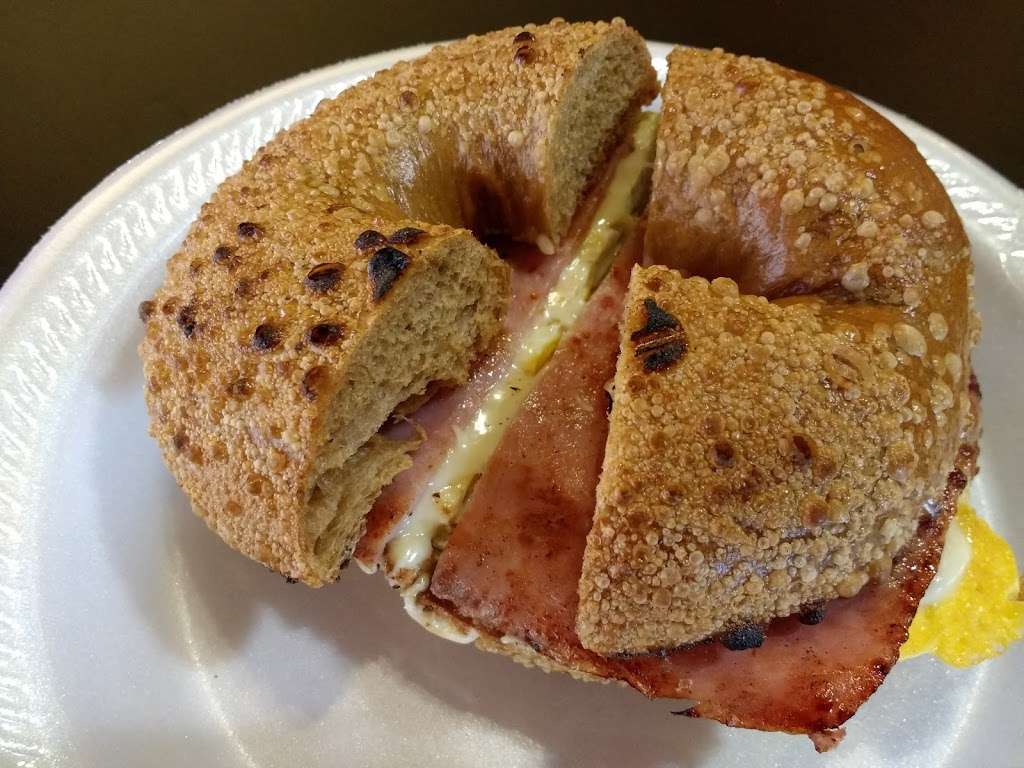 Bagel Gourmet | 4129, 323 E Jimmie Leeds Rd #801, Galloway, NJ 08205, USA | Phone: (609) 568-6020