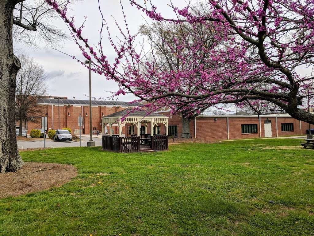 Mitchell Community College- Mooresville Campus | 219 N Academy St, Mooresville, NC 28115, USA | Phone: (704) 663-1923