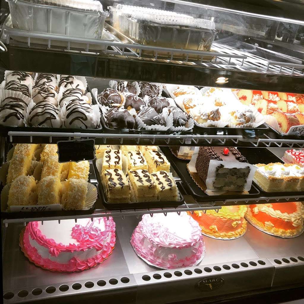 Legacy Cuban Bakery & Café | 3660 Davie Rd, Davie, FL 33314 | Phone: (954) 530-5403