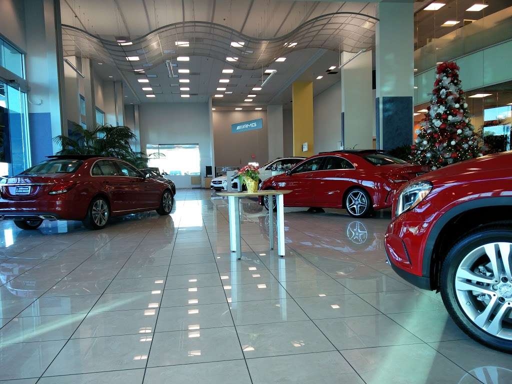 Mercedes-Benz of Long Beach | 2300 E Spring St, Signal Hill, CA 90755 | Phone: (562) 374-7759