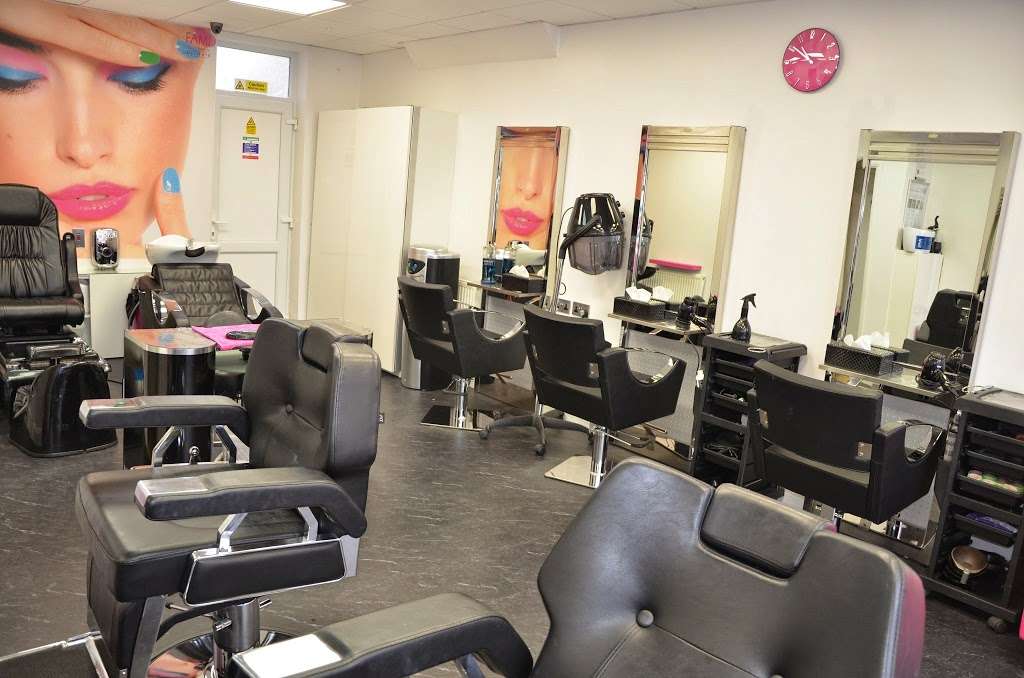 Fami Hair, Beauty,Nails and Holistic Institute. | 79 Belgrave Rd, Ilford IG1 3AL, UK | Phone: 020 8518 1688