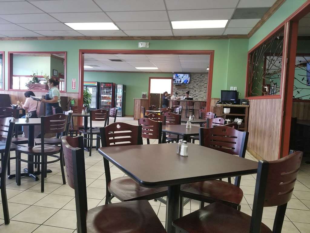 Rincon Latino Restaurant | 4740 Aldine Mail Rte Rd G, Houston, TX 77039 | Phone: (281) 372-0146