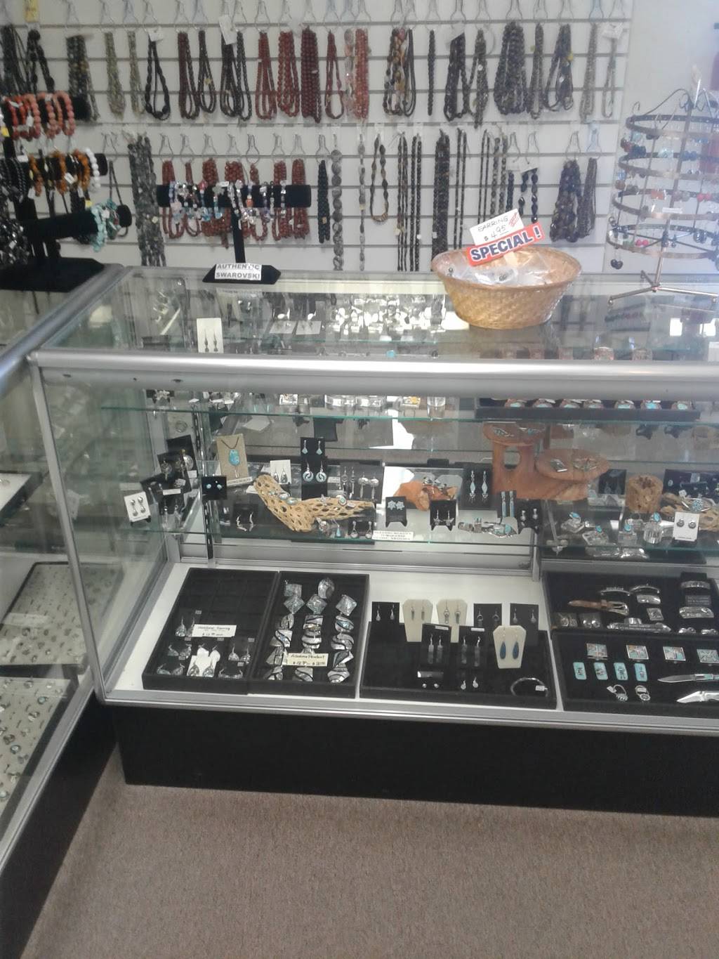 Dah Rock Shop | 3401 N Dodge Blvd, Tucson, AZ 85716, USA | Phone: (520) 323-0781