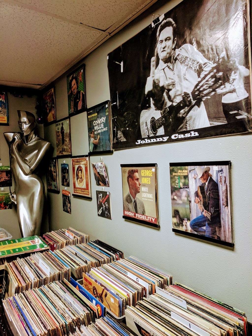 Vinyl Heaven | 401a Farm to Market 517 Rd W, Dickinson, TX 77539, United States | Phone: (409) 539-8989